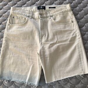 7 For All Mankind Women Cream Off-White Denim Shorts